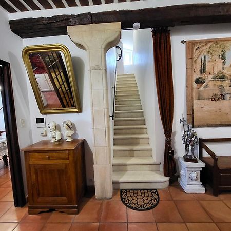 "La Massette Du Cheval Blanc" Villa De Caractere En Pierre L'Isle-sur-la-Sorgue Bagian luar foto