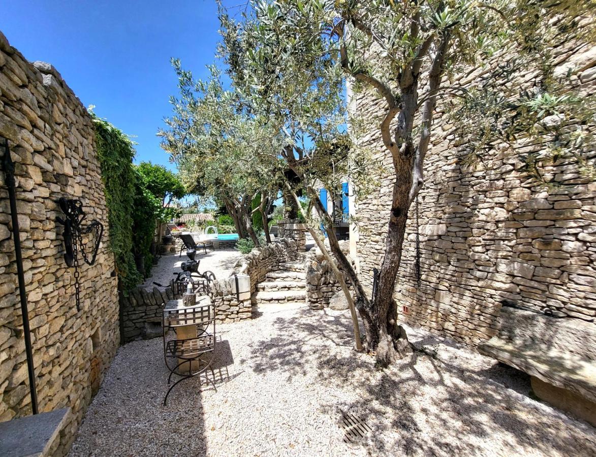 "La Massette Du Cheval Blanc" Villa De Caractere En Pierre L'Isle-sur-la-Sorgue Bagian luar foto
