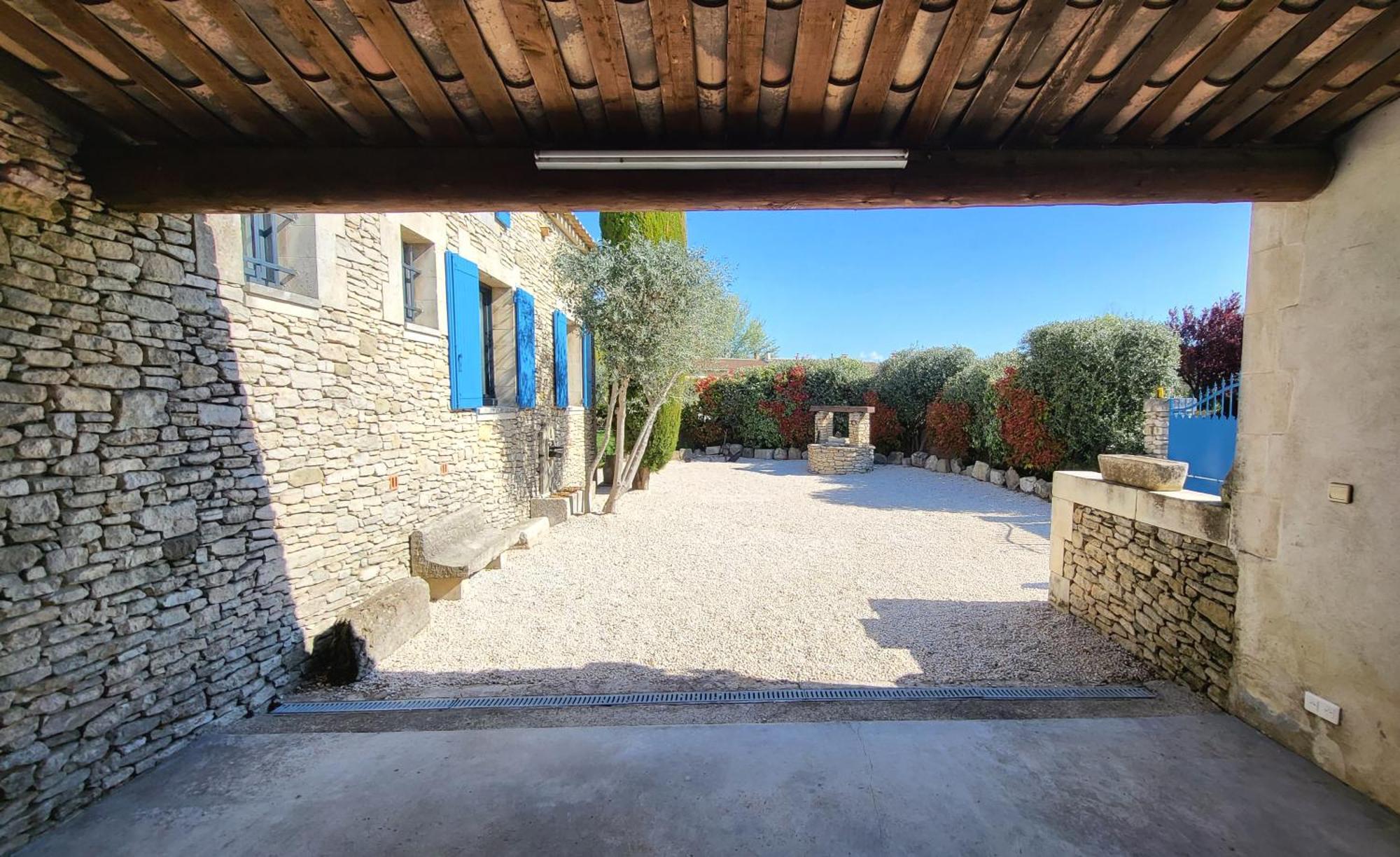"La Massette Du Cheval Blanc" Villa De Caractere En Pierre L'Isle-sur-la-Sorgue Bagian luar foto